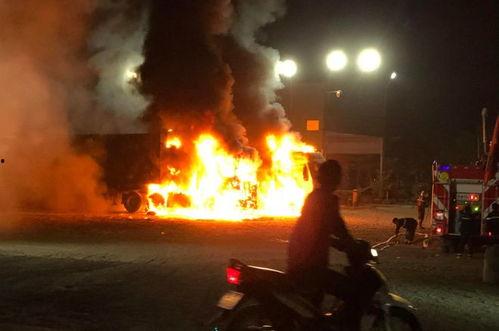 大火视频在线观看,在线观看,燃情瞬间尽收眼底 第1张 大火视频在线观看,在线观看,燃情瞬间尽收眼底 第1张